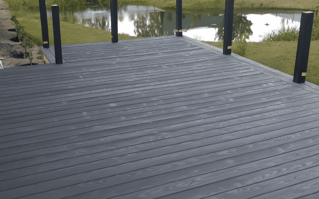 Deginta maumedžio terasa Spalva Ash