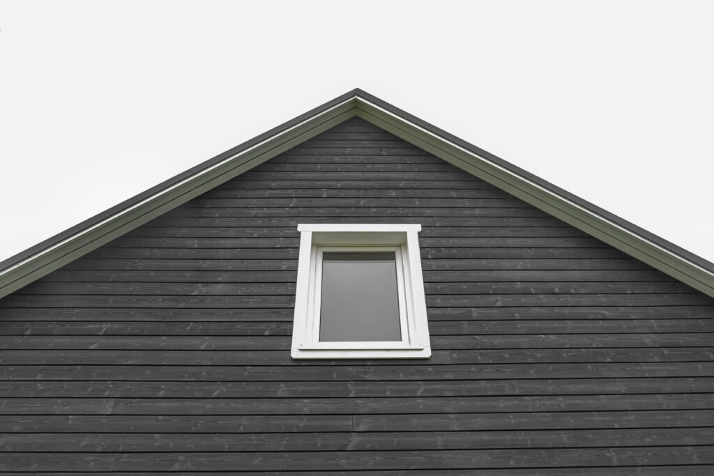 Medeksa Black horizontalios degintos dailylentės