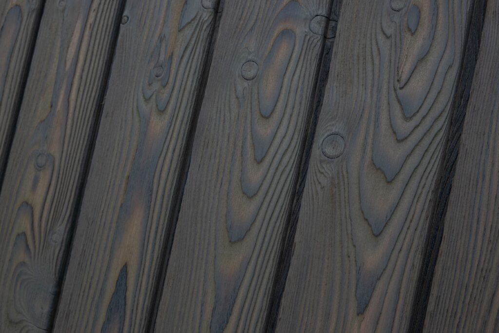 Degintos maumedžio dailylentės, spalva Olive