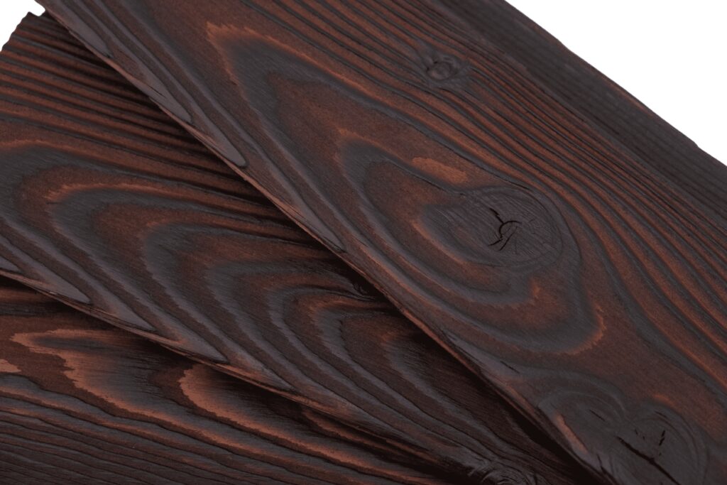 Degintos maumedžio dailylentės, spalva Rust